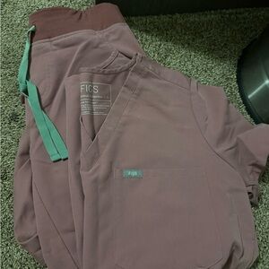 Figs Women's Mauve Joggers with Teal Accents